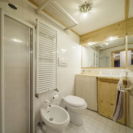 Apartman Corso Italia - Stayincortina